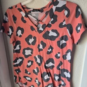 HEIMISH USA Coral and Black Leopard Print Tee